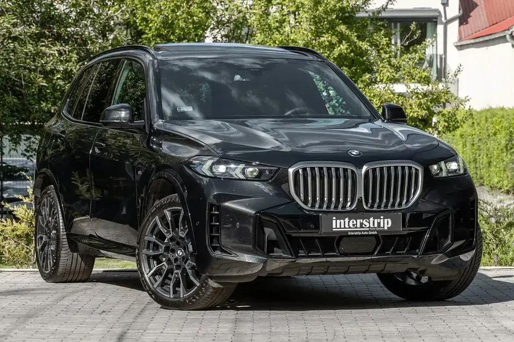 Gebraucht BMW X5 M Sport 352 PS (258 kW) 2025 Schwarz SUV