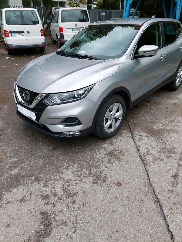 Silber Gebraucht 2019 Nissan Qashqai Acenta SUV | 14.900 € (Superpreis) - Bild 1/1