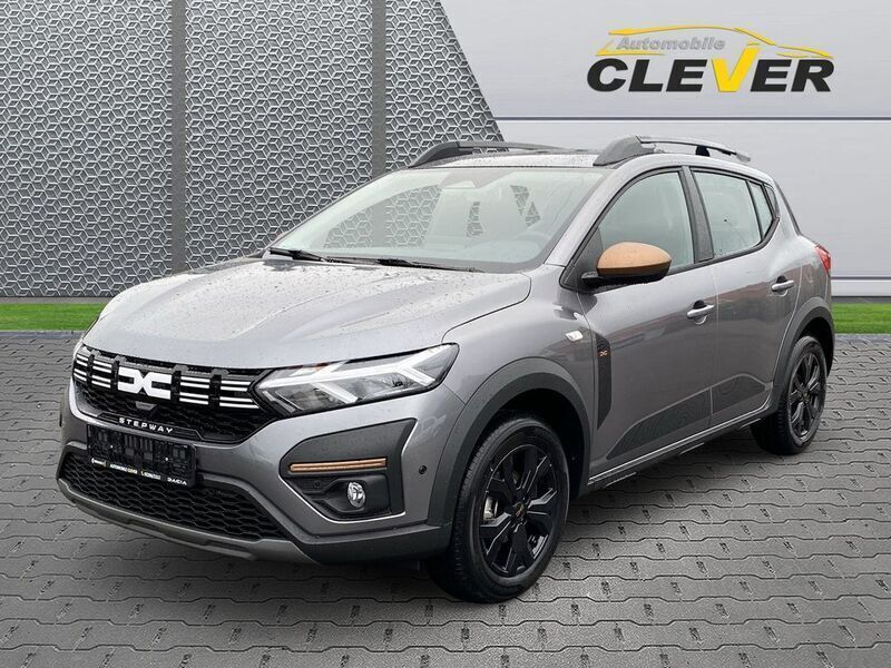 Dolomitgrau Neu 2024 Dacia Sandero Extreme Kleinwagen | 21.180 € (Fairer Preis) - Bild 1/4
