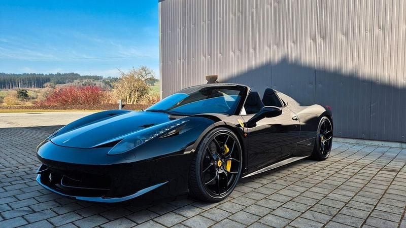 Gebraucht Ferrari 458 566 PS (416 kW) 2012 Schwarz Cabrio