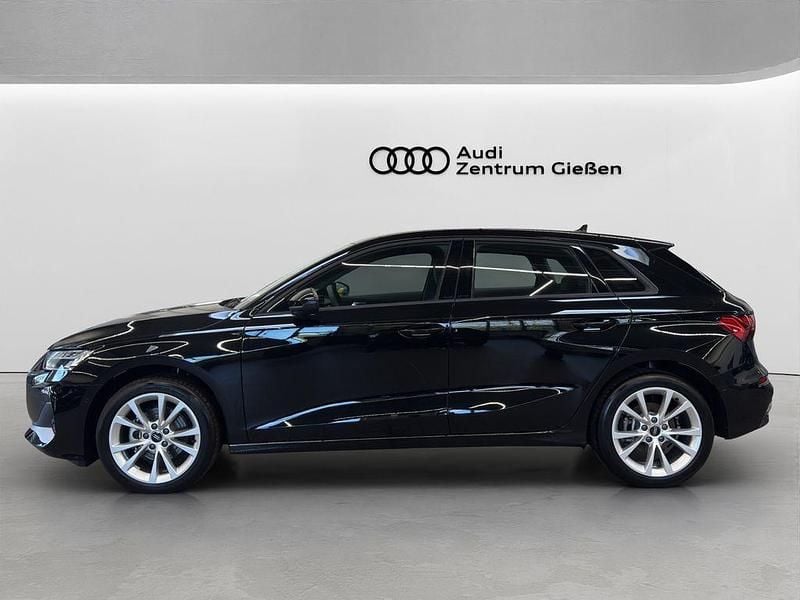Second-hand Audi A3 Advanced 150 CP (110 kW) 2025 Negru Berlinǎ