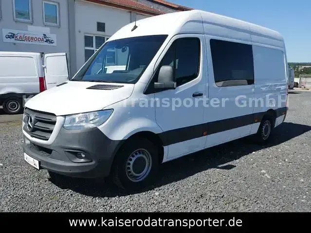 Używany Mercedes Sprinter 143 KM (105 kW) 2020 Biały Van