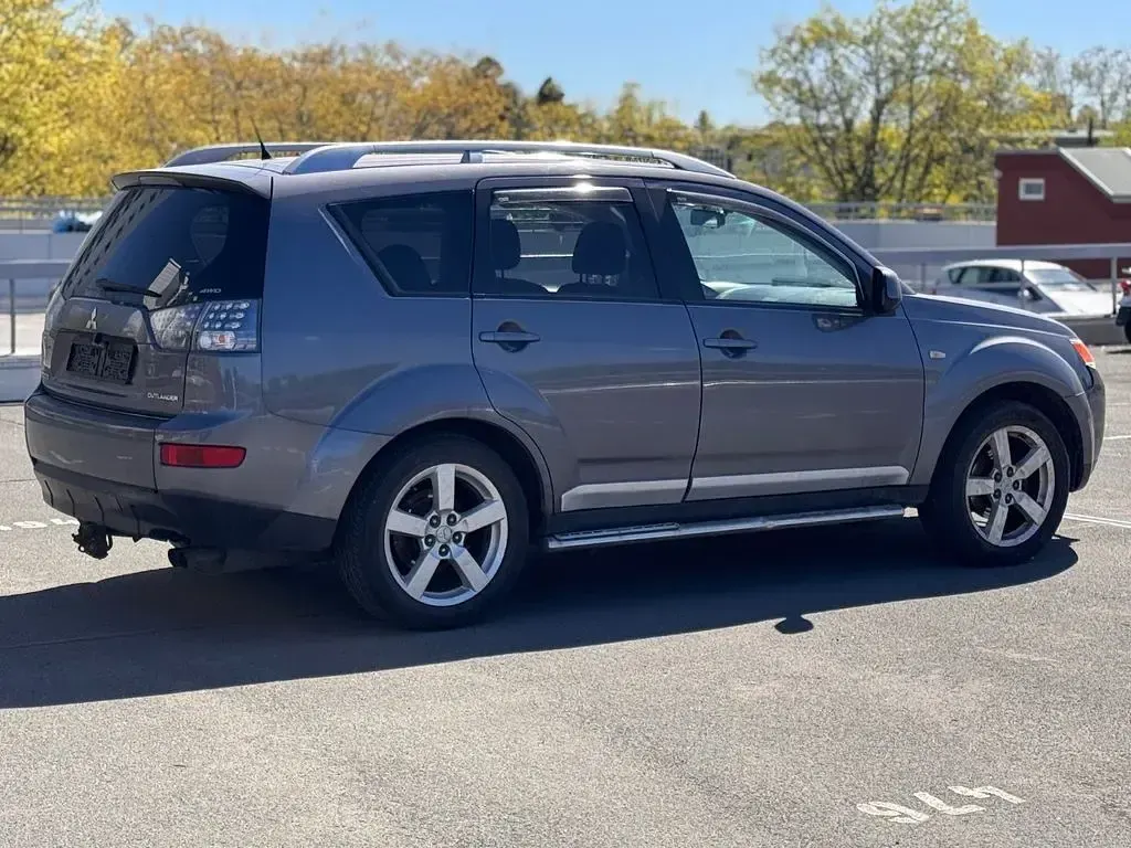 Gebraucht Mitsubishi Outlander Inform 140 PS (102 kW) 2007 Grau SUV