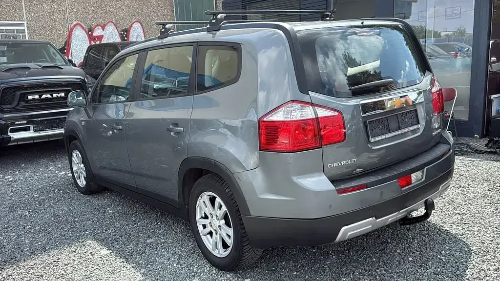 Gebraucht Chevrolet Orlando LT 141 PS (103 kW) 2013 Grau Van / Kleinbus