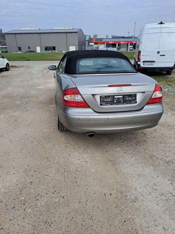 Gebraucht Mercedes CLK200 184 PS (135 kW) 2008 Silber Cabrio