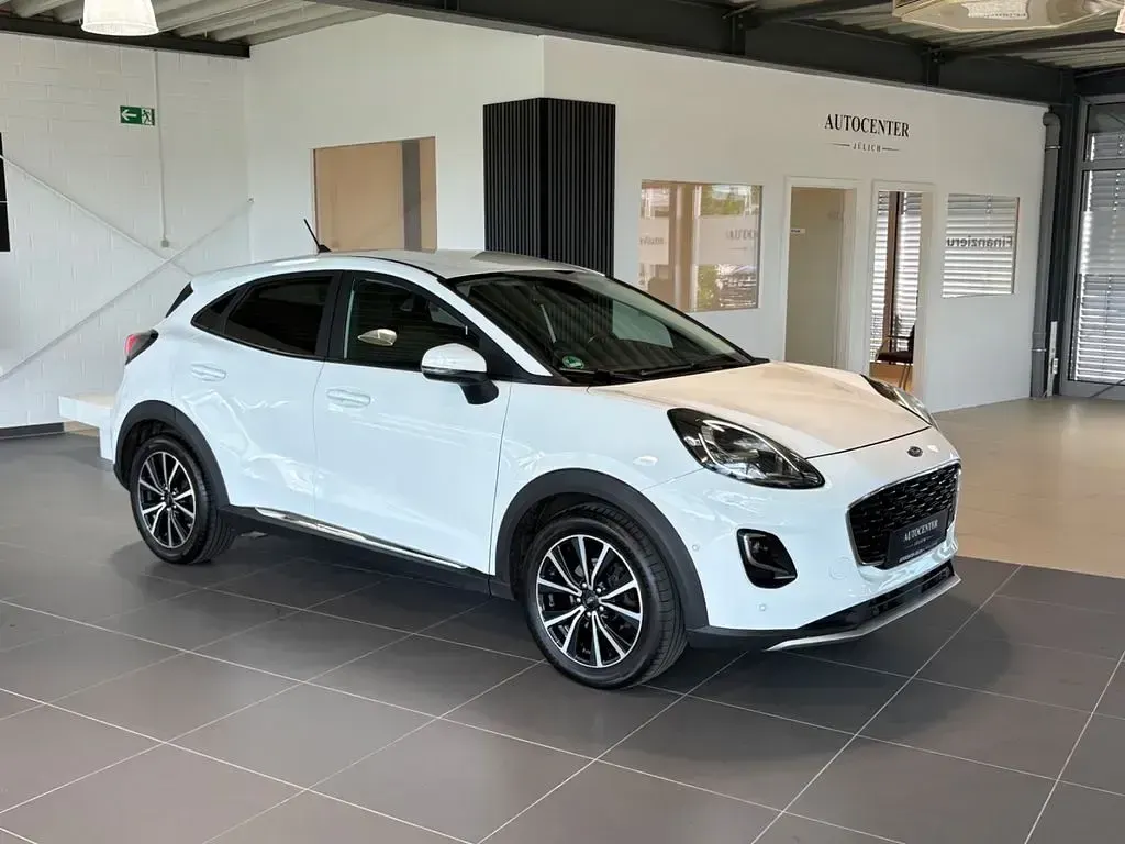 Gebraucht Ford Puma Titanium 125 PS (91 kW) 2020 Weiß SUV