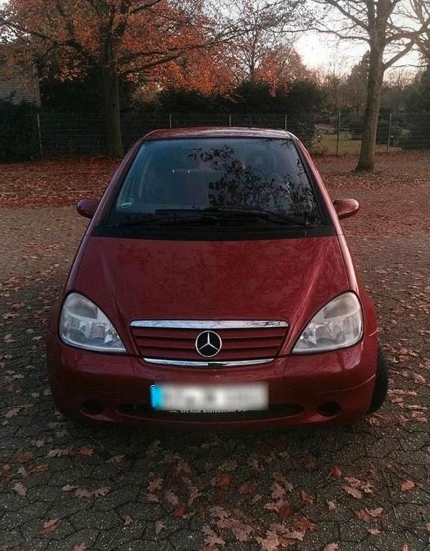 Rot Gebraucht 1999 Mercedes A140 Kleinwagen | 1.400 € (Fairer Preis) - Bild 1/4