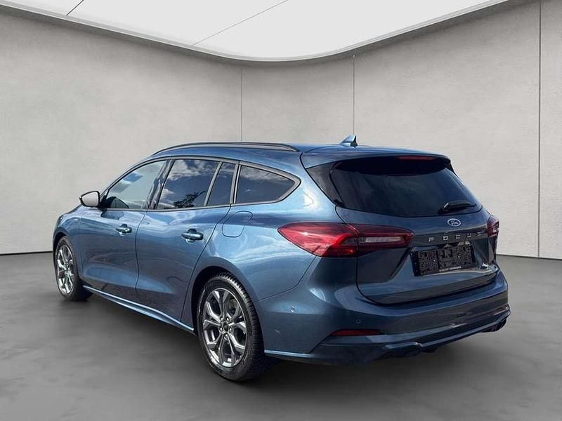 Gebraucht Ford Focus ST-Line X 155 PS (114 kW) 2024 Chrome blue metallic Kombi