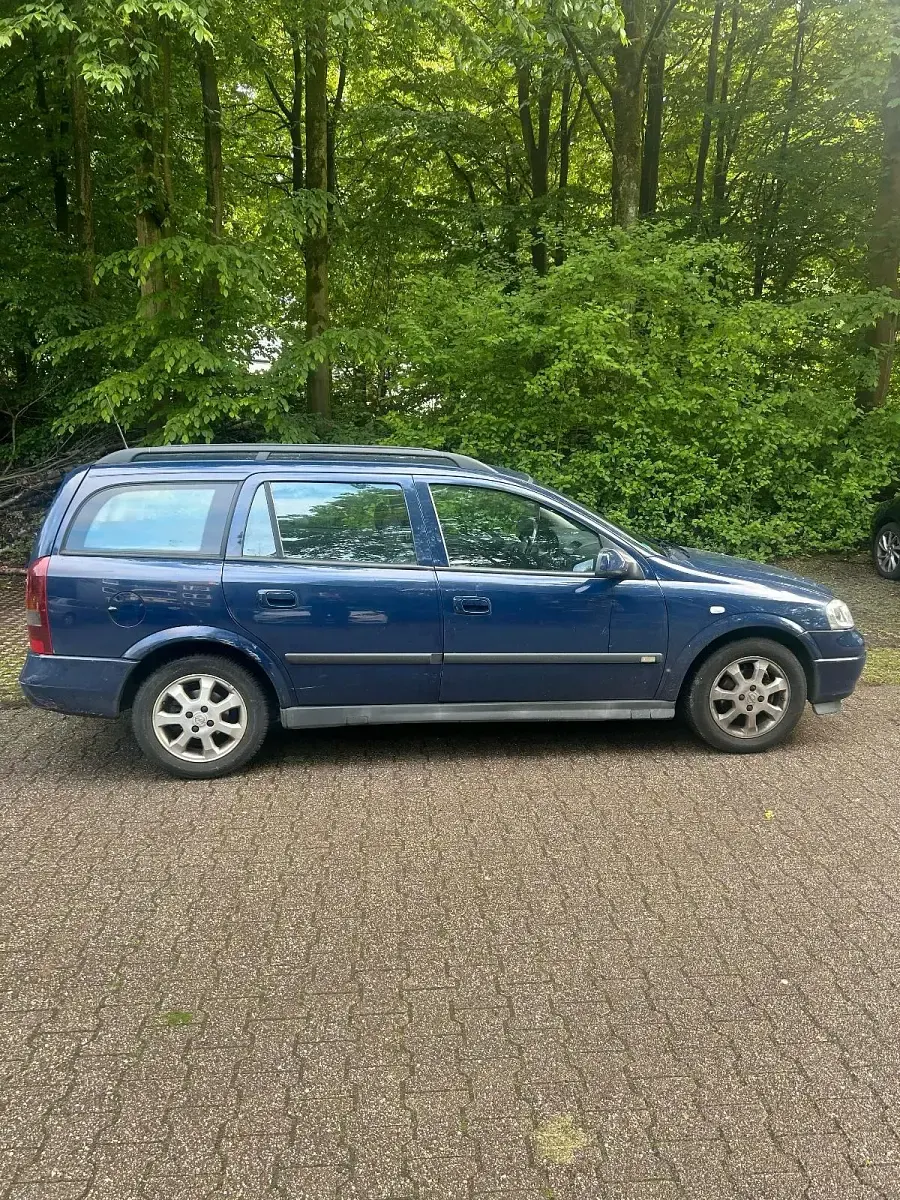 Gebraucht Opel Astra 101 PS (74 kW) 2005 Blau Kombi