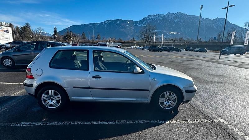 Gebraucht VW Golf IV 75 PS (55 kW) 1999 Silber Kleinwagen