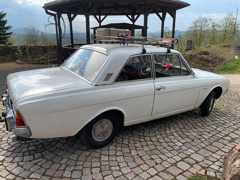 Second-hand Ford Taunus 1964 Alb Berlinǎ