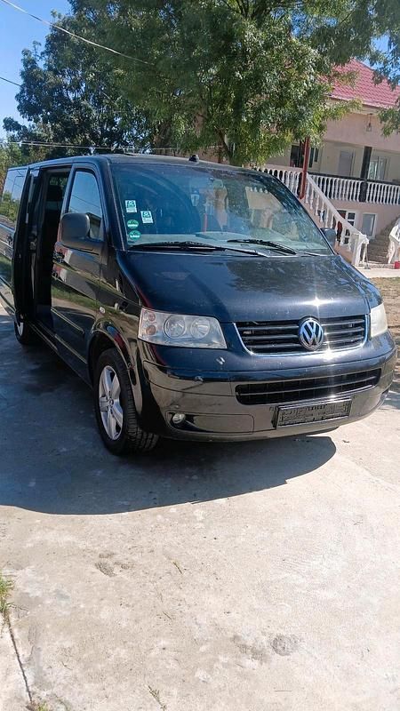 Schwarz Gebraucht 2008 VW T5 California Van | 12.000 € (Teuer) - Bild 1/4