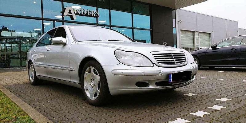 Gebraucht Mercedes S600 367 PS (269 kW) 2001 Brilliantsilber Limousine