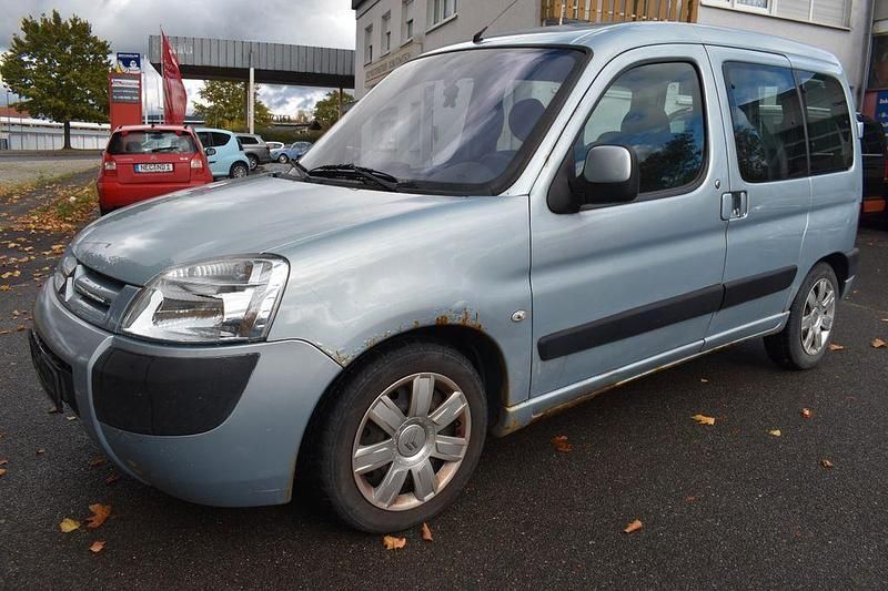 Grau Gebraucht 2006 Citroën Berlingo Style Van / Kleinbus | 2.200 € (Guter Preis) - Bild 1/4