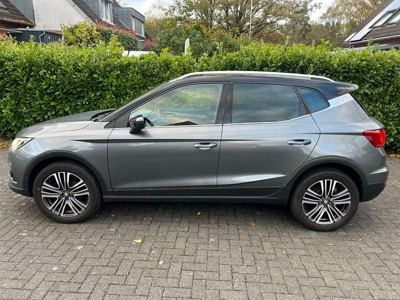 Grau Gebraucht 2018 Seat Arona SUV | 13.900 € (Fairer Preis) - Bild 1/4