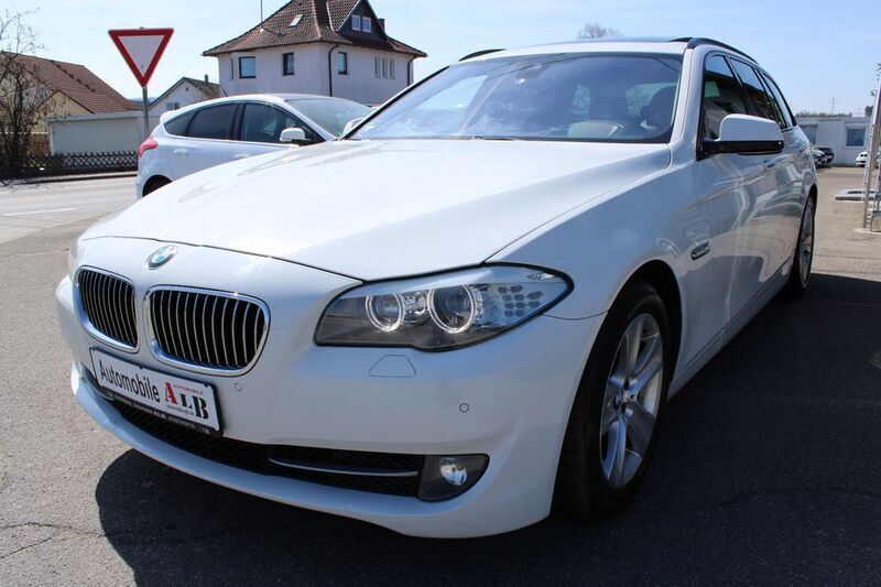 Weiß Gebraucht 2012 BMW 525 Performance Limousine | 12.950 € (Fairer Preis) - Bild 1/4