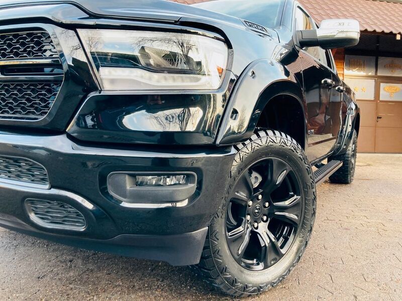 Gebraucht Dodge Ram 417 PS (306 kW) 2019 Schwarz Abholung