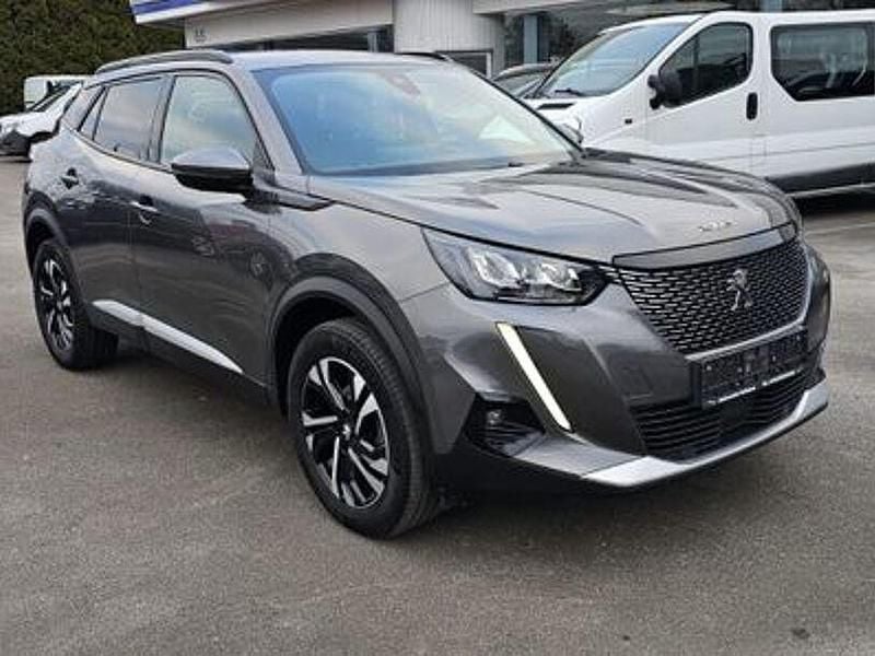 Grau Gebraucht 2021 Peugeot 2008 Allure SUV | 11.531 € (Guter Preis) - Bild 1/4