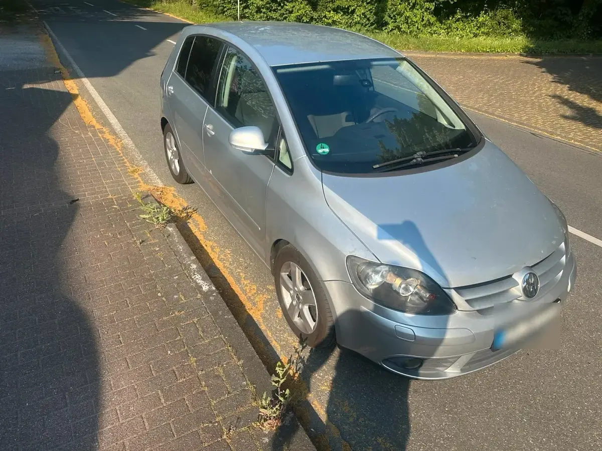 Gebraucht VW Golf V 105 PS (77 kW) 2005 Kleinwagen