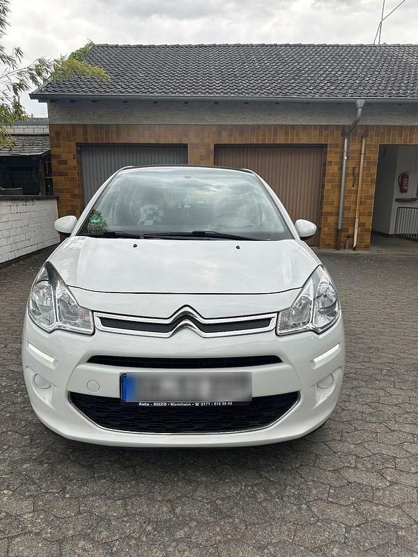 Gebraucht Citroën C3 Attraction 68 PS (50 kW) 2013 Weiß Limousine