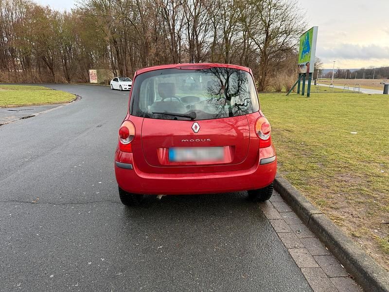 Gebraucht Renault Modus 88 PS (64 kW) 2005 Rot Van / Kleinbus