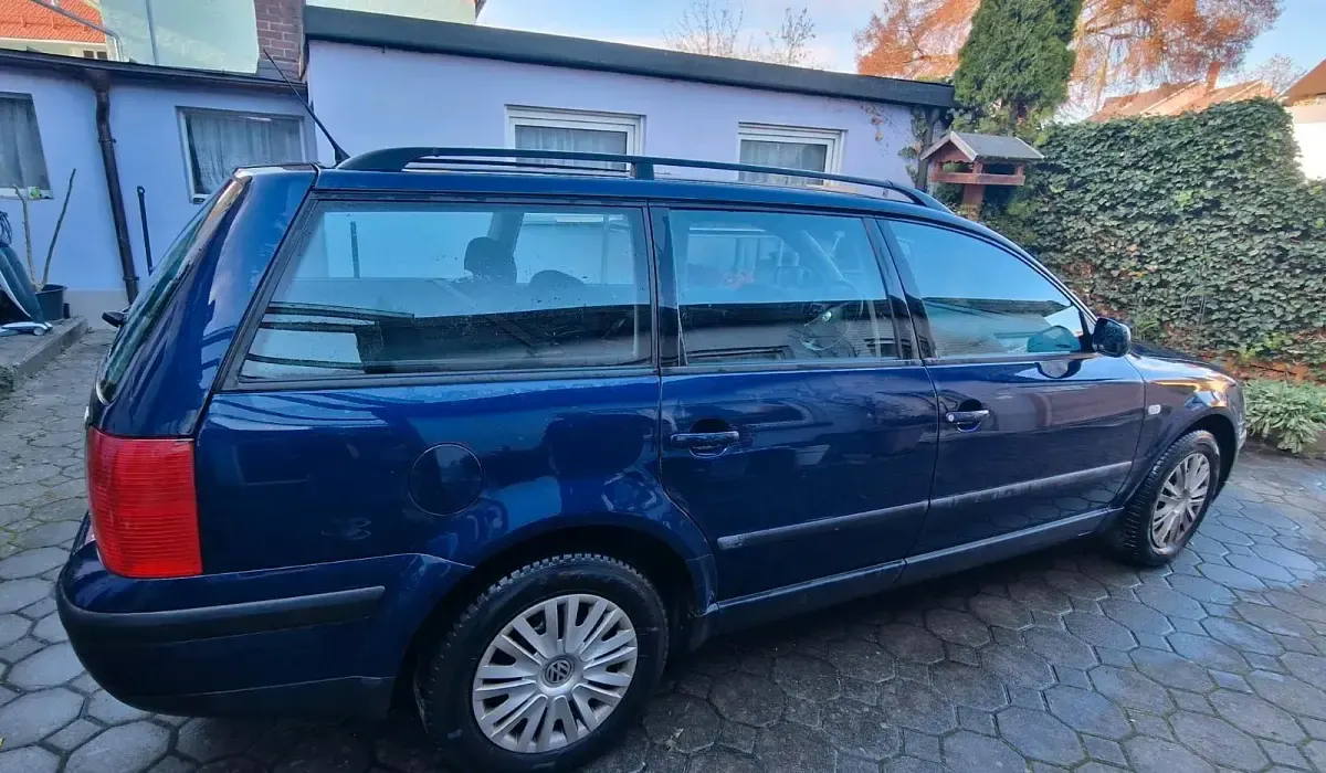 Occasion VW Passat 115 ch (84 kW) 2000 Bleue Break
