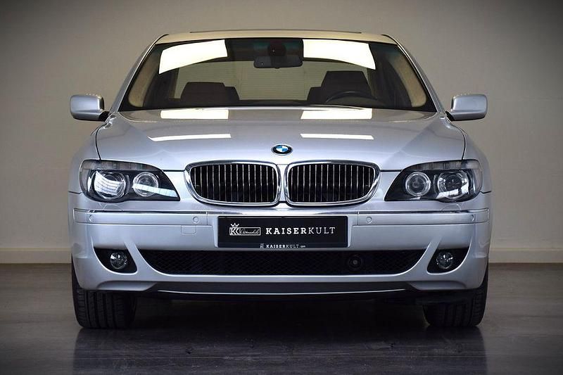 Gebraucht BMW 760 445 PS (327 kW) 2006 Silber Limousine