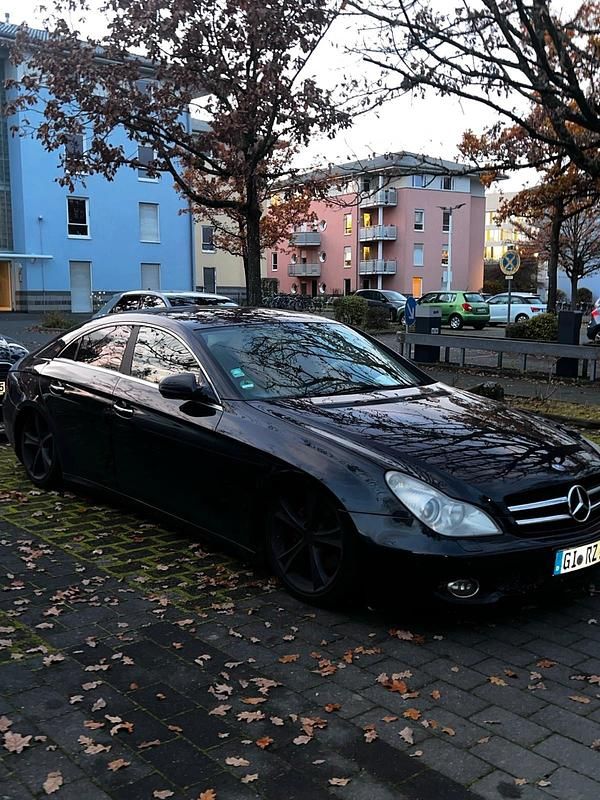 Schwarz Gebraucht 2008 Mercedes CLS320 Limousine | 6.500 € (Guter Preis) - Bild 1/4