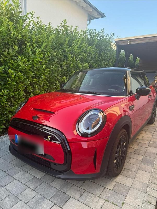 Rot Gebraucht 2022 Mini Cooper SE Kleinwagen | 18.400 € (Fairer Preis) - Bild 1/4