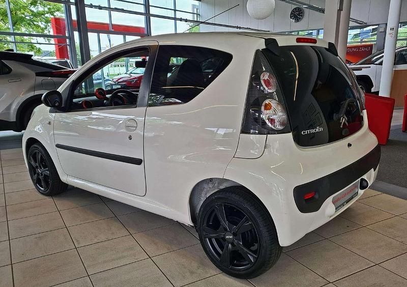 Gebraucht Citroën C1 68 PS (50 kW) 2014 Weiss Kleinwagen