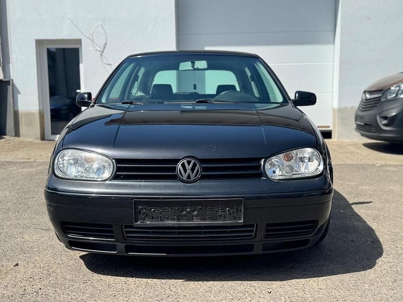 Schwarz Gebraucht 2000 VW Golf GTI Limousine | 1.690 € - Bild 1/4