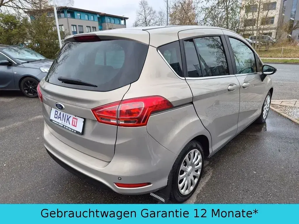 Gebraucht Ford B-MAX Titanium 125 PS (91 kW) 2013 Silber Van / Kleinbus