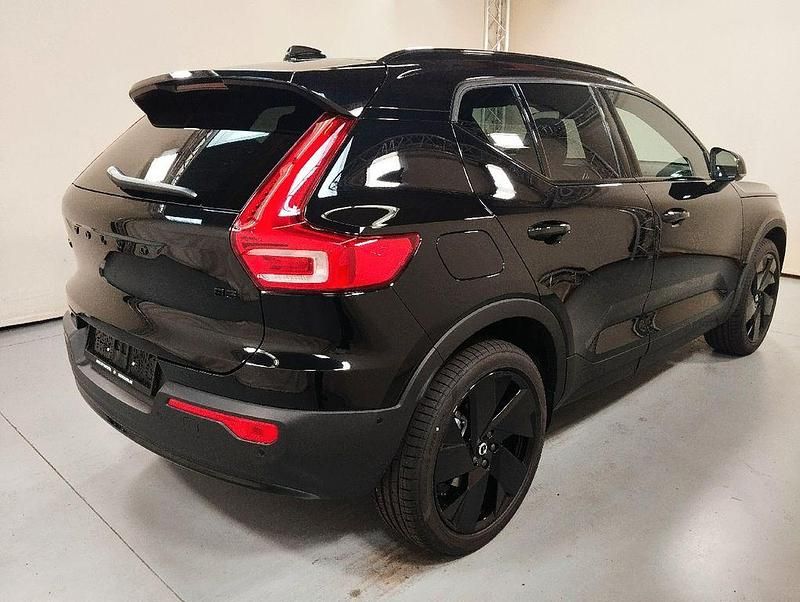 Gebraucht Volvo XC40 Plus 163 PS (119 kW) 2025 Schwarz SUV