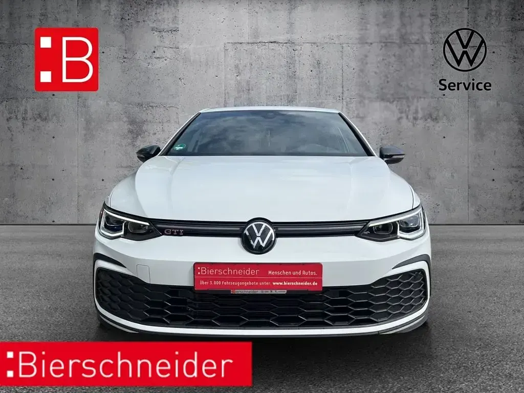 Gebraucht VW Golf VIII GTI 245 PS (180 kW) 2024 Weiss Limousine