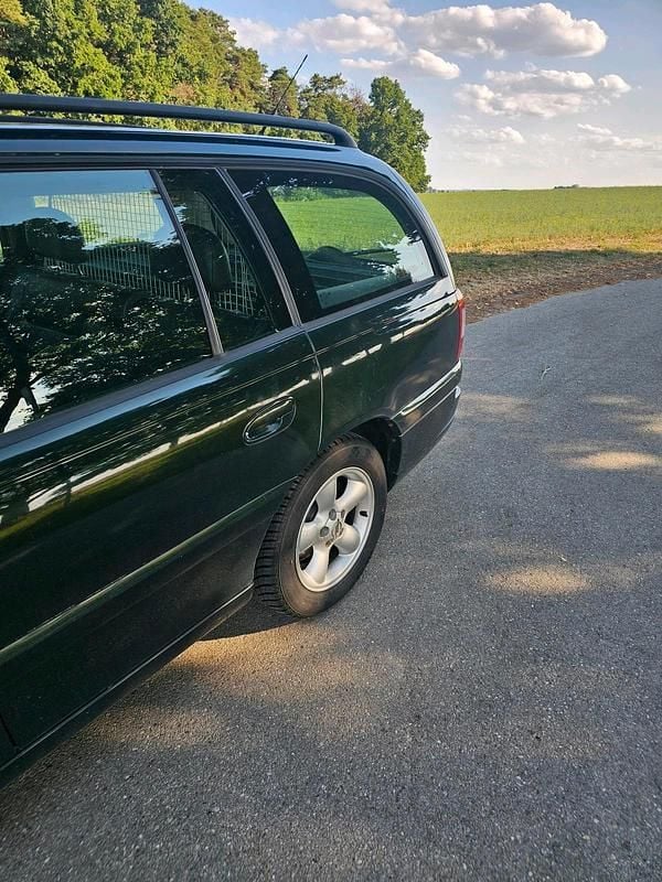 Gebraucht 2025 Opel Omega Kombi | 3.400 € (Superpreis) - Bild 1/4