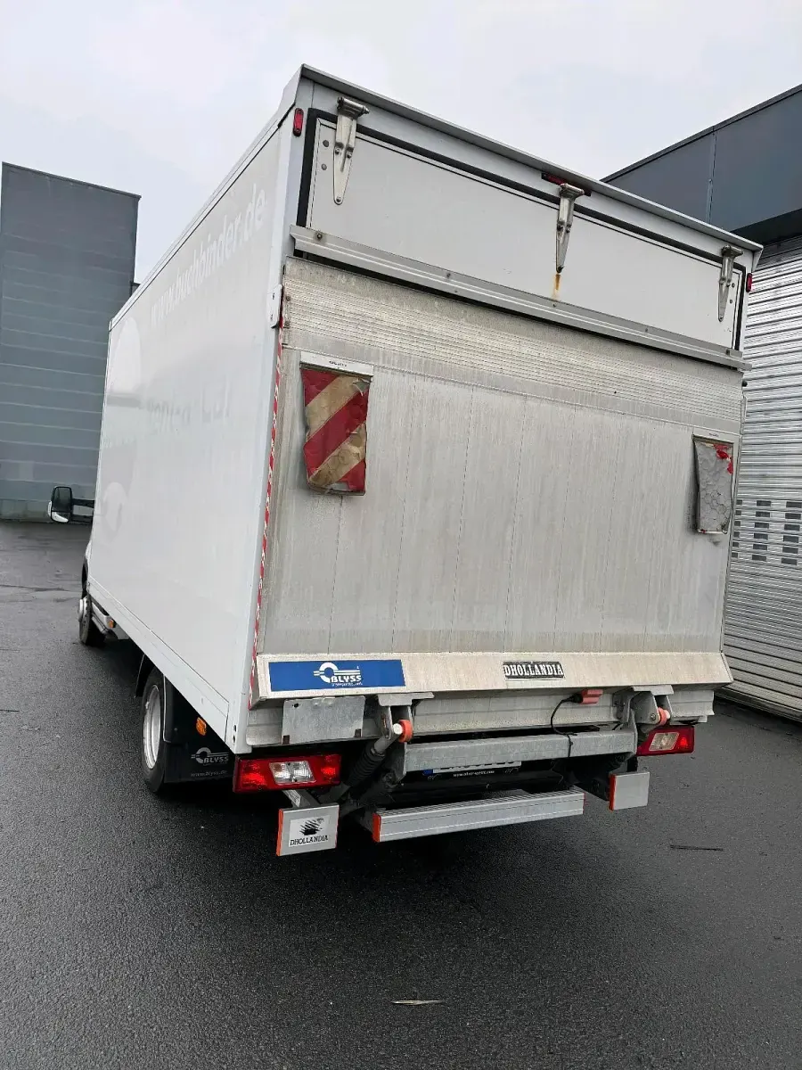 Gebraucht Ford Transit 130 PS (95 kW) 2019 Weiß Van