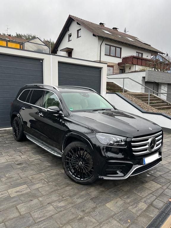 Gebraucht Mercedes GLS450 Advanced Plus 367 PS (269 kW) 2024 Schwarz SUV