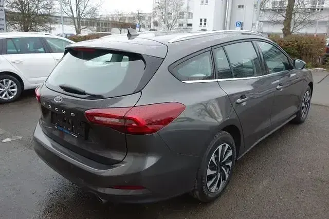 Używany Ford Focus Style 120 KM (88 kW) 2022 Szary Kombi
