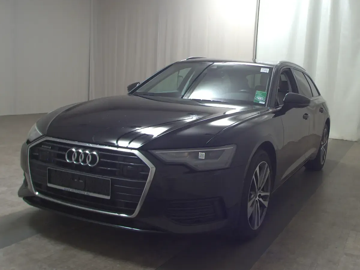 Gebraucht Audi A6 Ambiente 204 PS (150 kW) 2022 Schwarz Kombi