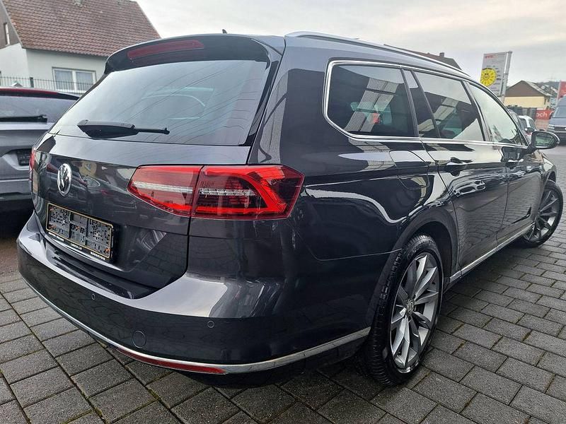 Gebraucht VW Passat 190 PS (139 kW) 2018 Grau Limousine