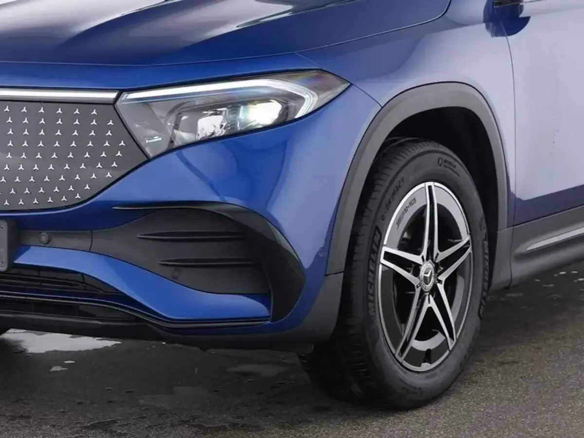 Gebraucht Mercedes EQB350 AMG 215 kW (293 PS) 2025 Spektralblau SUV