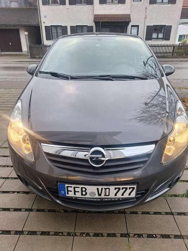 Gebraucht Opel Corsa Edition 91 PS (66 kW) 2010 Silber Kleinwagen