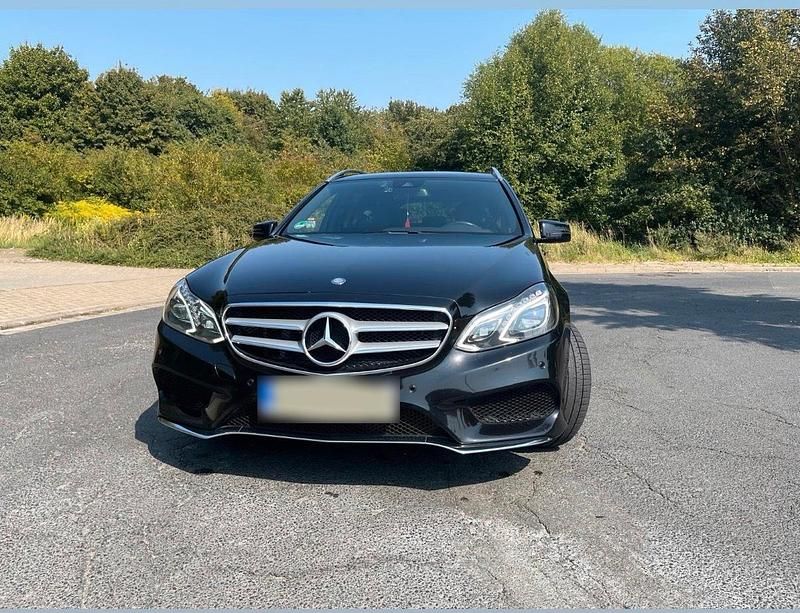 Gebraucht Mercedes E350 AMG line 258 PS (189 kW) 2016 Schwarz Kombi