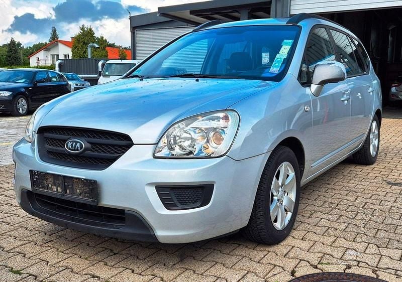 Silber Gebraucht 2009 Kia Carens EX Van / Kleinbus | 2.690 € (Fairer Preis) - Bild 1/4