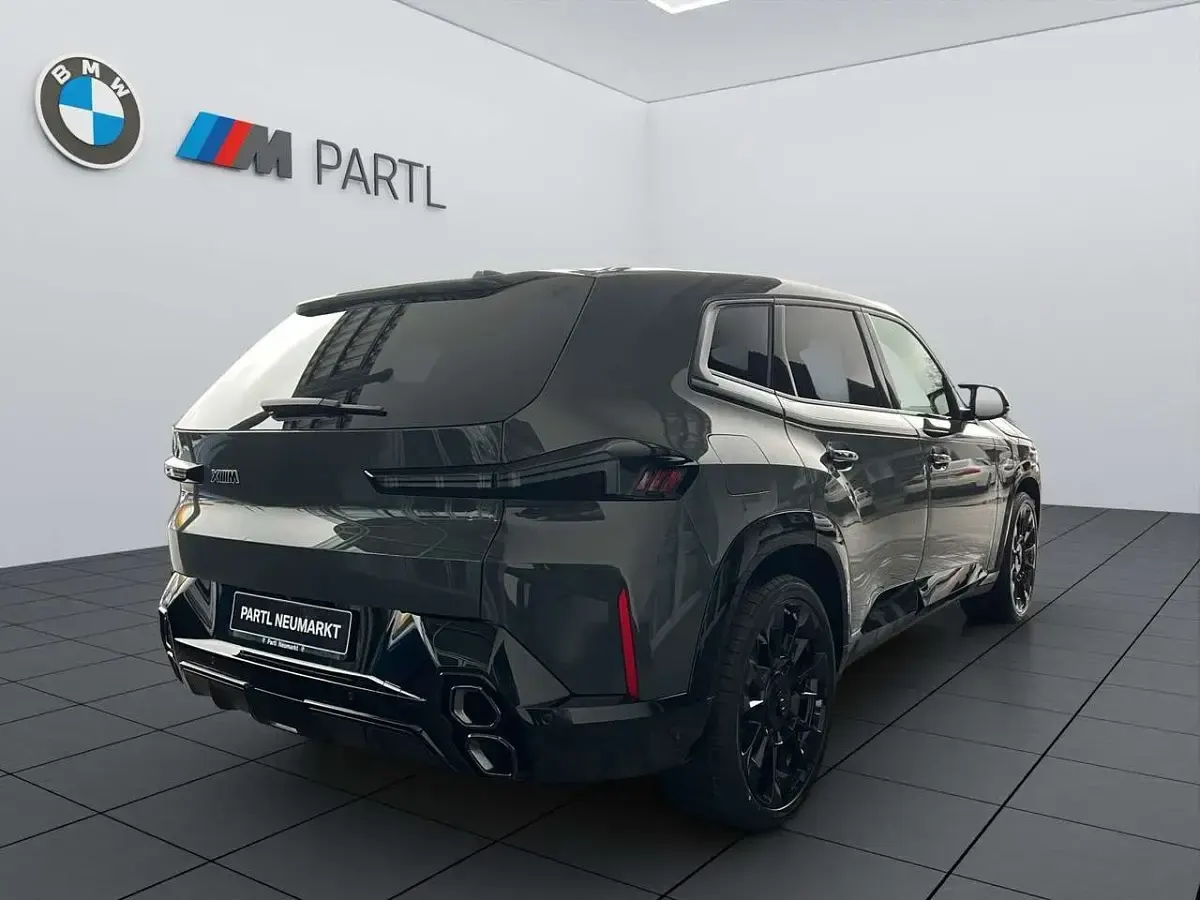Gebraucht BMW XM Performance 476 PS (350 kW) 2026 Bmw individual dravitgrau SUV