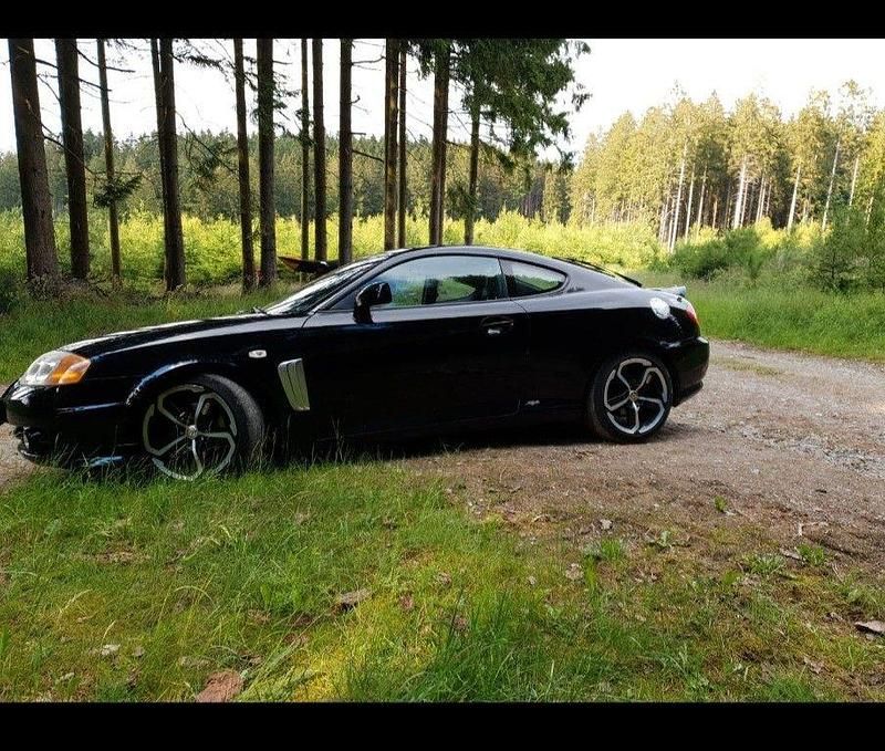 Schwarz Gebraucht 2003 Hyundai Coupé Style Coupé | 4.999 € - Bild 1/4