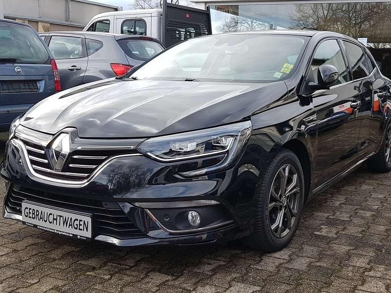 Sternenschwarz Gebraucht 2019 Renault Mégane IV Bose Edition Limousine | 13.000 € (Guter Preis) - Bild 1/4