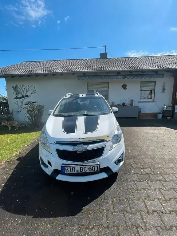 Używany Chevrolet Spark LS 68 KM (50 kW) 2011 Biały Hatchback