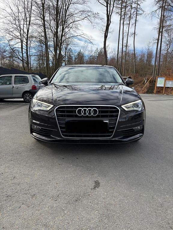 Gebraucht Audi A3 Ambiente 150 PS (110 kW) 2014 Braun Limousine