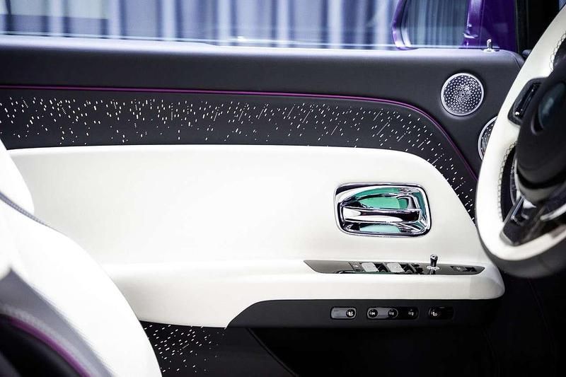 Neu Rolls Royce Spectre 484 kW (659 PS) 2025 Violett Coupé